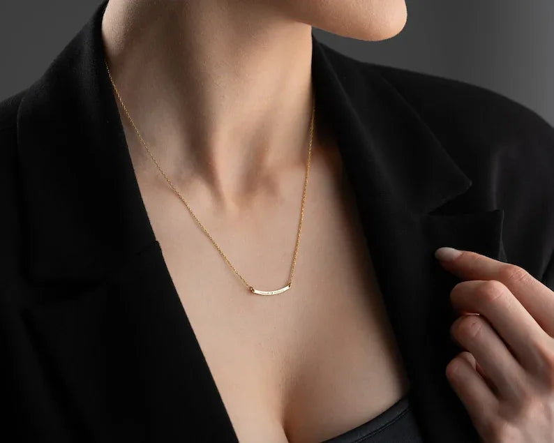Customized Curved Bar Name Necklace - Billien
