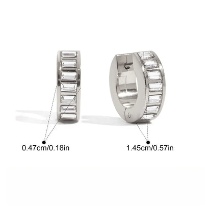 Luxurious and sophisticated 18K gold earrings inlaid with rhinestones. - Billien