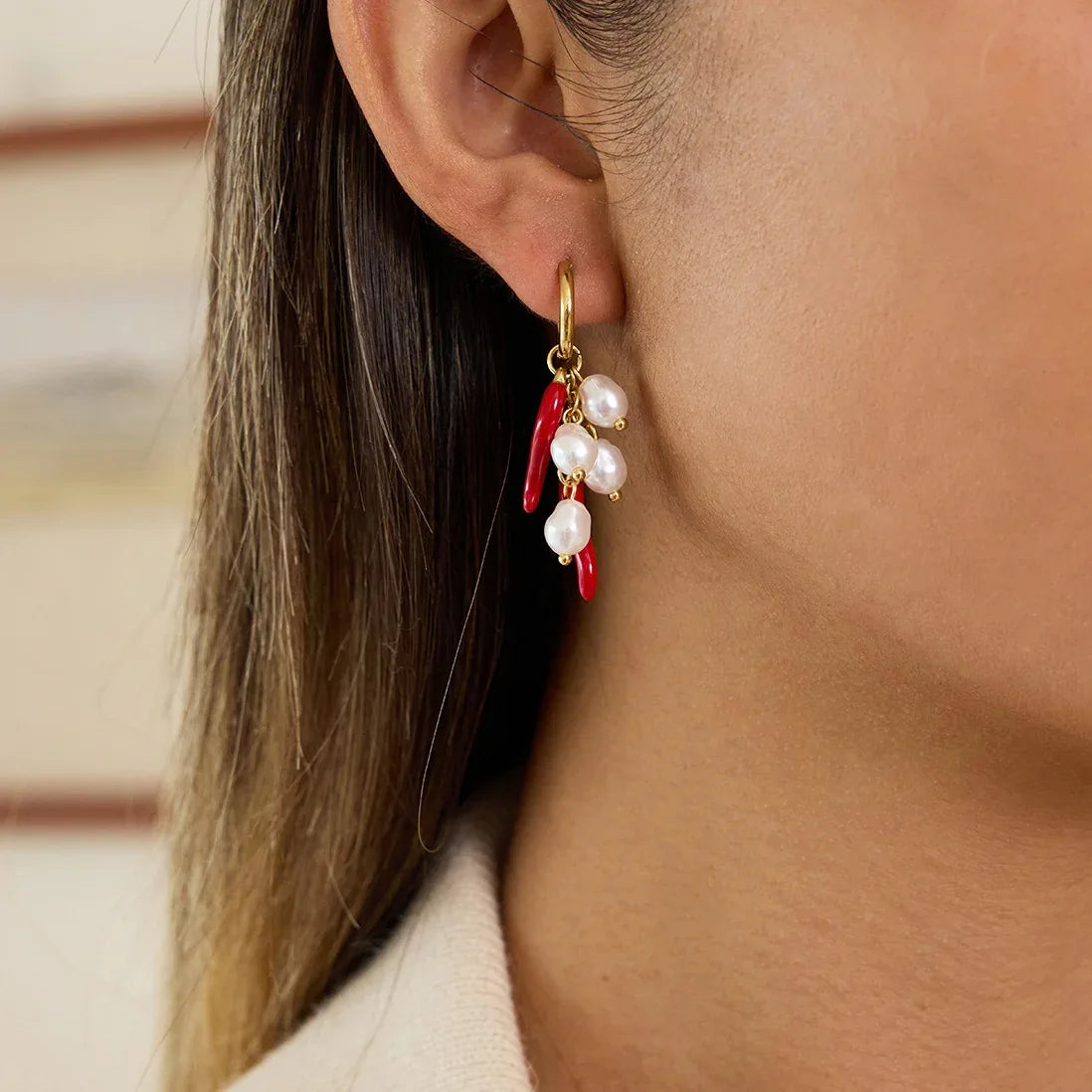 18K gold lightweight luxury and high-end chili pepper and pearl earrings - Billien